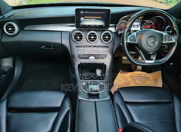Mercedes-Benz C200 2018 Black