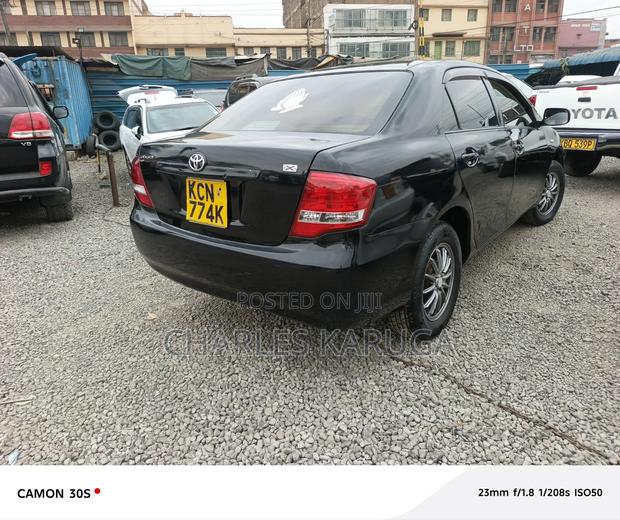 Toyota Axio 2010 Black