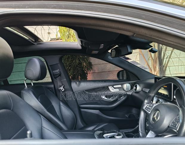 Mercedes-Benz C200 2018 Black