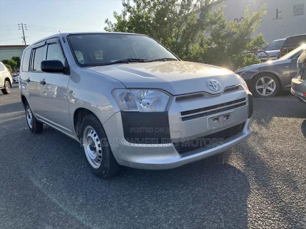 Toyota Succeed 2019 Silver