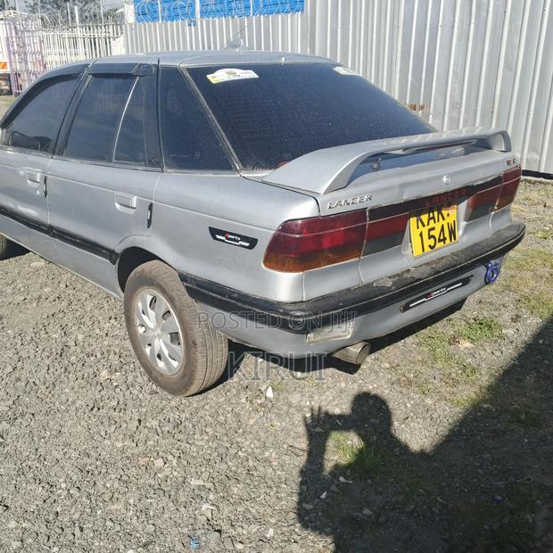 Mitsubishi Lancer 2000 Silver