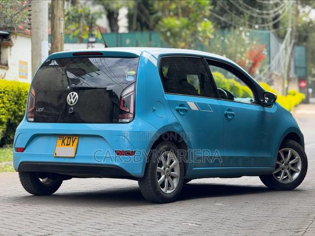 Volkswagen Up 2019 Blue