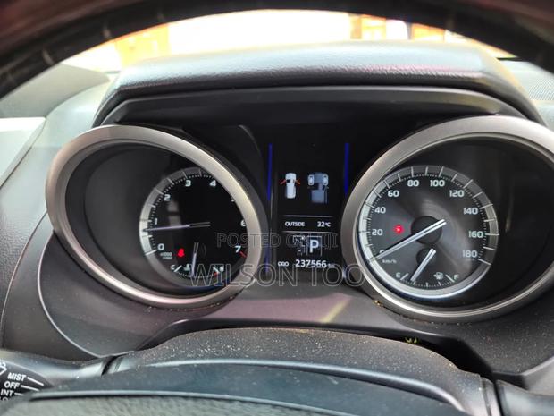 Toyota Land Cruiser Prado 2014 Black