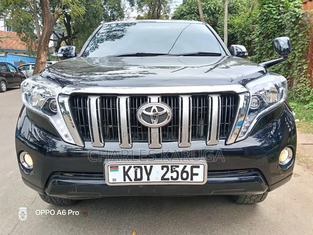 Toyota Land Cruiser Prado 2011 Black