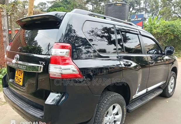 Toyota Land Cruiser Prado 2011 Black