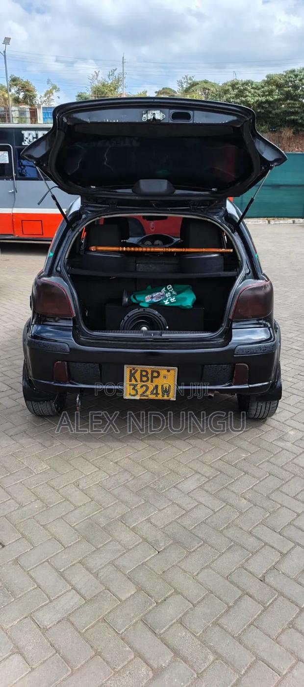 Toyota Vitz 2004 Black