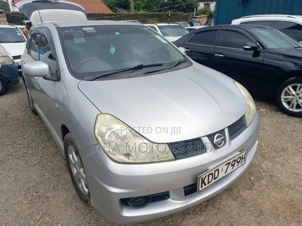 Nissan Wingroad 2014 Silver