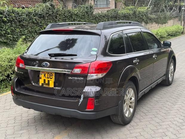 Subaru Outback 2014 Black