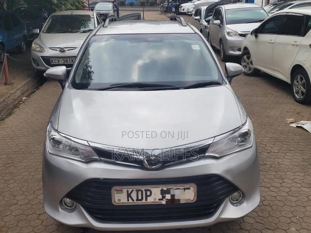 Toyota Corolla Fielder 2016 Silver