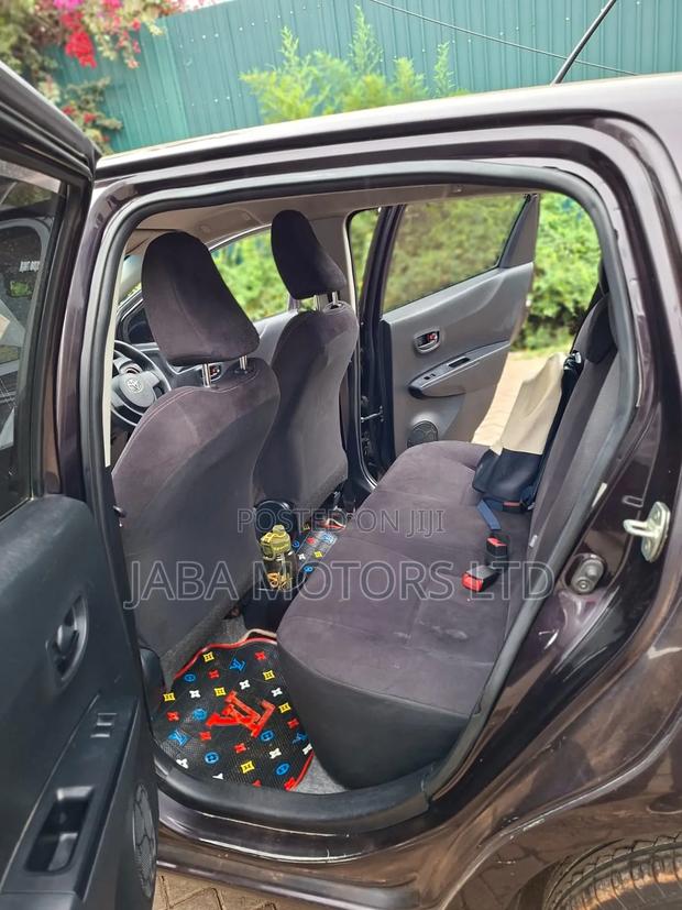 Toyota Vitz 2013 Brown