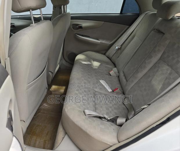 Toyota Axio 2010 White