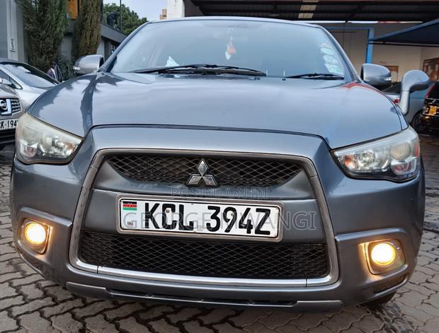 Mitsubishi RVR 2010 Silver