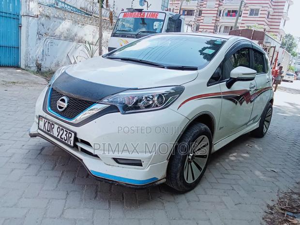 Nissan Note 2017 White