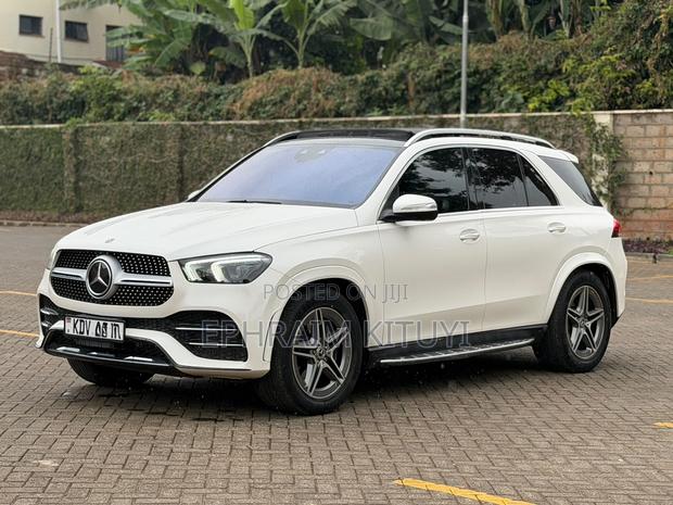 Mercedes-Benz GLE-Class 2019 White