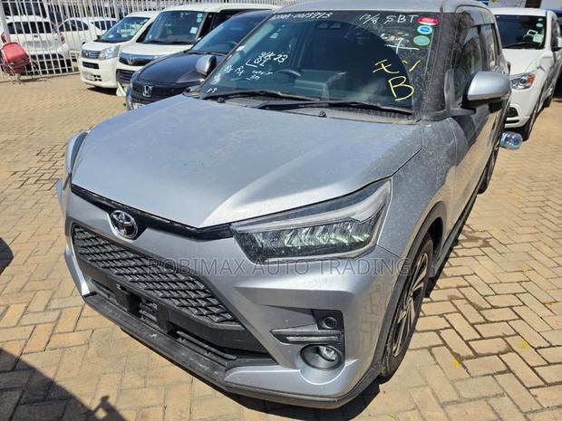 Toyota Raize 2020 Silver
