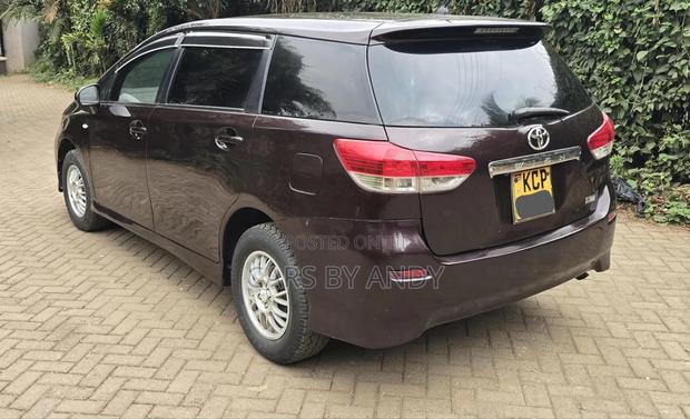 Toyota Wish 2011 Burgundy