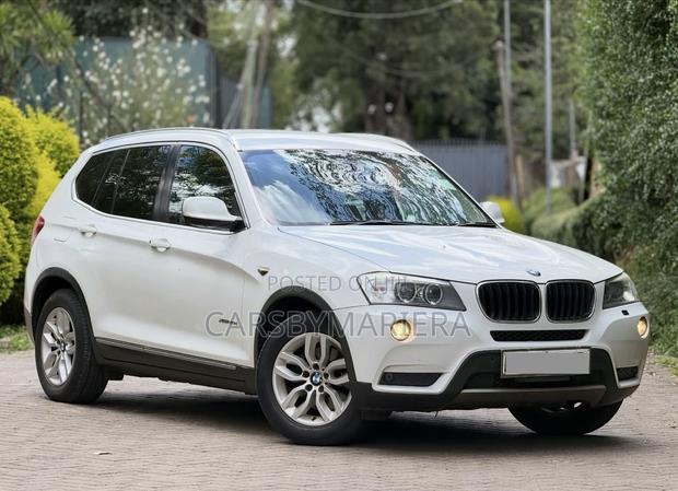 BMW X3 xDrive28i 4dr SUV AWD (2.0L 4cyl Turbo 8A) 2014 White