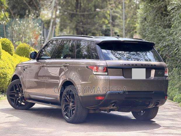 Land Rover Range Rover Sport 2016 Brown