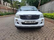 Toyota Hilux SR 4x4 2013 White for sale