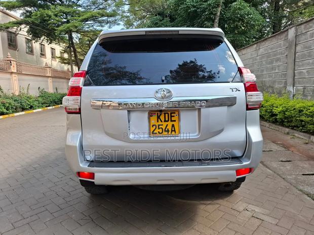 Toyota Land Cruiser Prado 3.0 D-4D (190 Hp) 2014 Silver