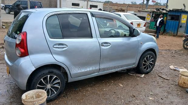 Toyota Passo 1.0 FWD 2012 Silver