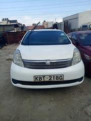 Toyota ISIS 2008 White for sale