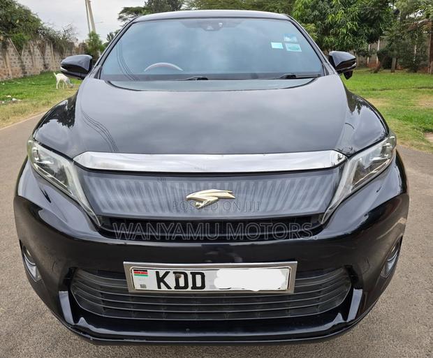 Toyota Harrier 2015