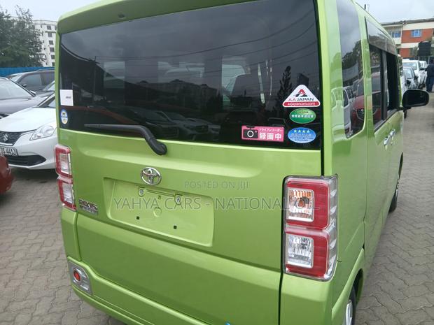 Toyota Pixis Mega 2019 Green