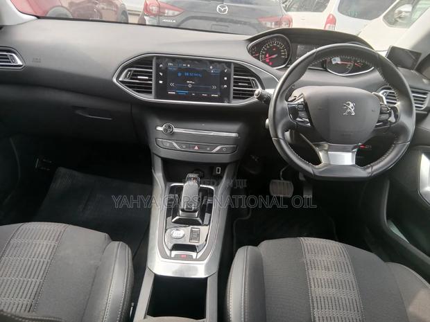 Peugeot 308 2020 Black