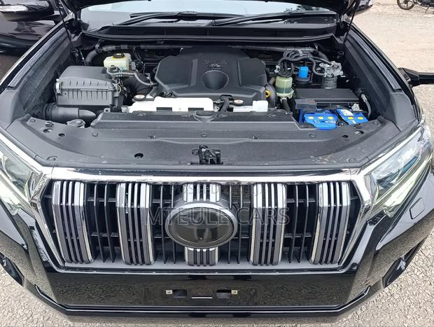Toyota Land Cruiser Prado 2021