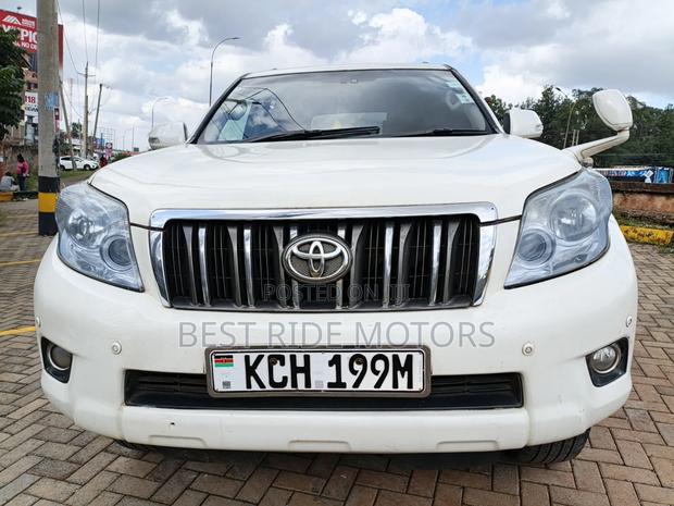 Toyota Land Cruiser Prado 2010 White