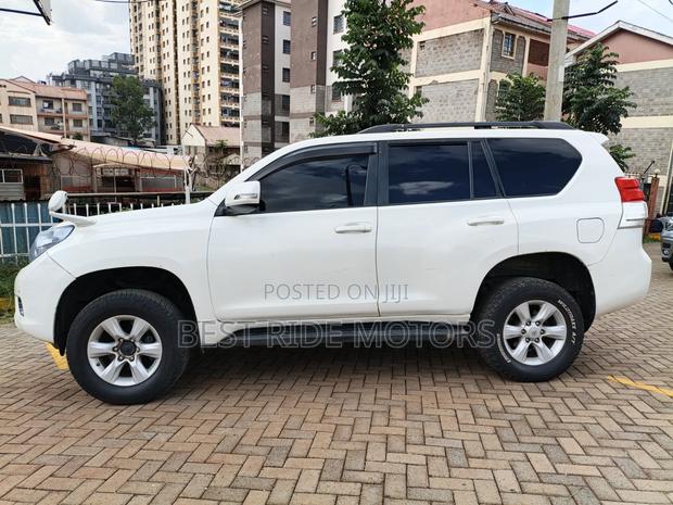 Toyota Land Cruiser Prado 2010 White