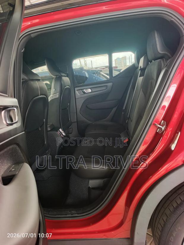 Volvo XC40 2019 Maroon