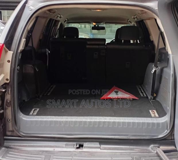 Toyota Land Cruiser 2010 Brown
