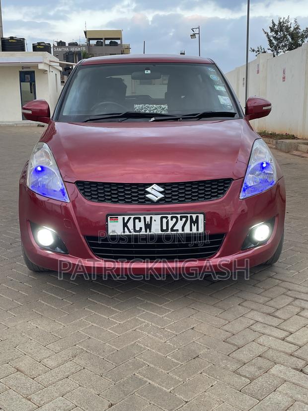 Suzuki Swift 2012 Maroon