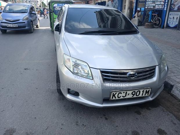 Toyota Axio 2009 Silver