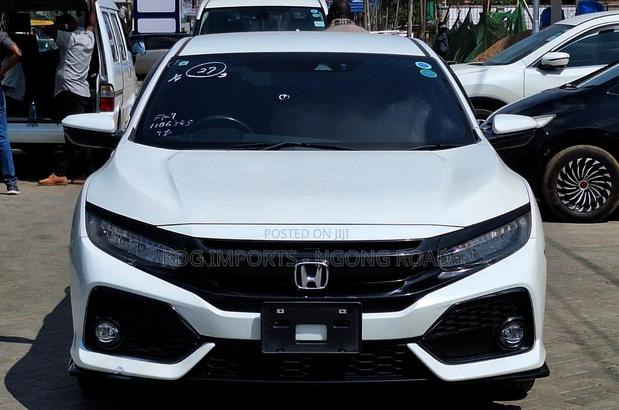 Honda Civic 2019 Pearl