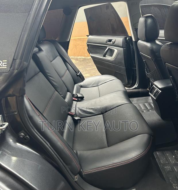 Subaru Outback 2.5i Wagon 2007 Gray