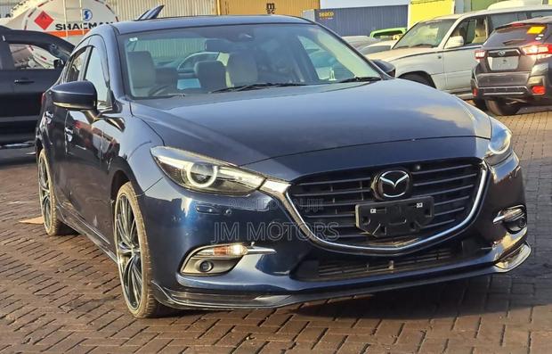 Mazda Axela 2019 Matt Black