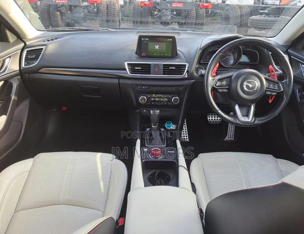 Mazda Axela 2019 Matt Black