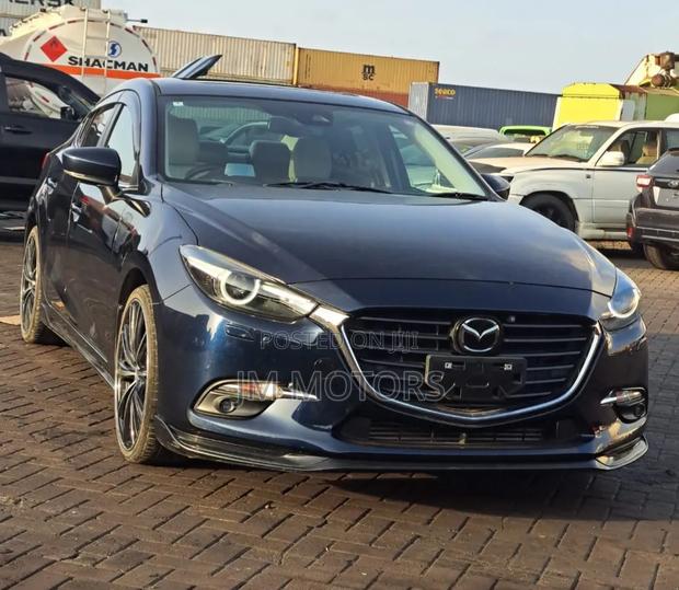 Mazda Axela 2019 Matt Black