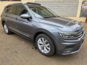 Volkswagen Tiguan 2.0T SEL Premium R-Line AWD 4MOTION 2019 Gray for sale