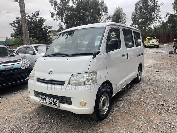 Toyota TownAce 2010 White