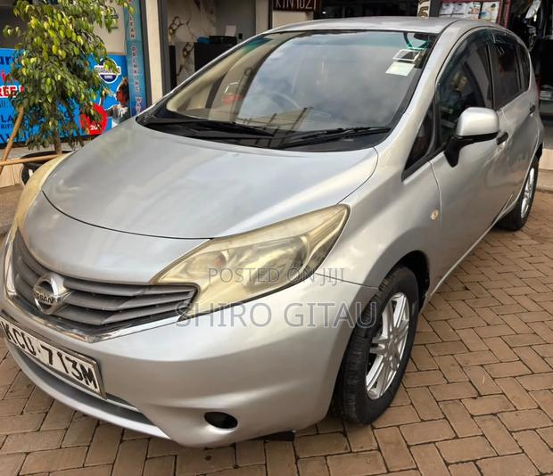 Nissan Note 2012 Silver