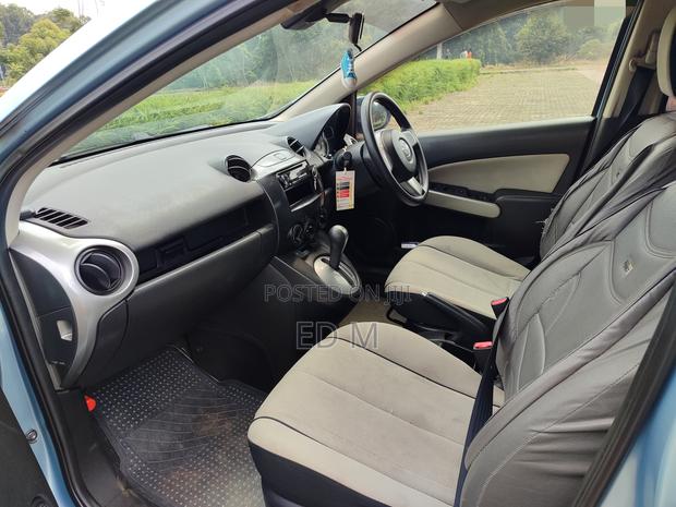 Mazda Demio 2009 Blue