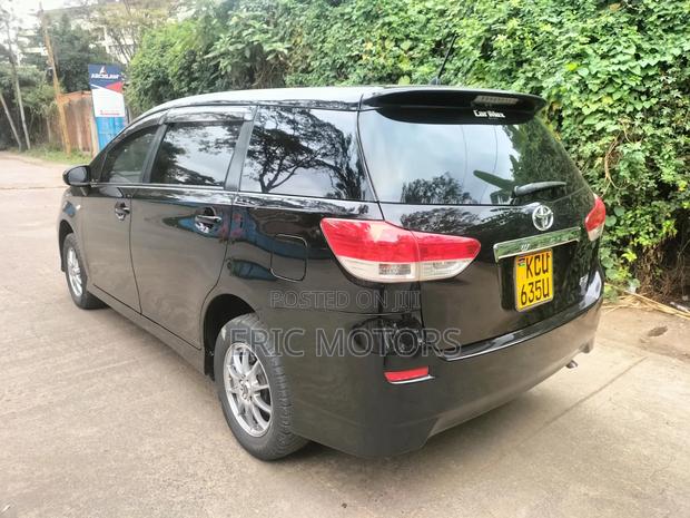 Toyota Wish 2012 Black