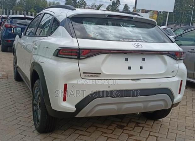 New Toyota Urban Cruiser 2024 Pearl