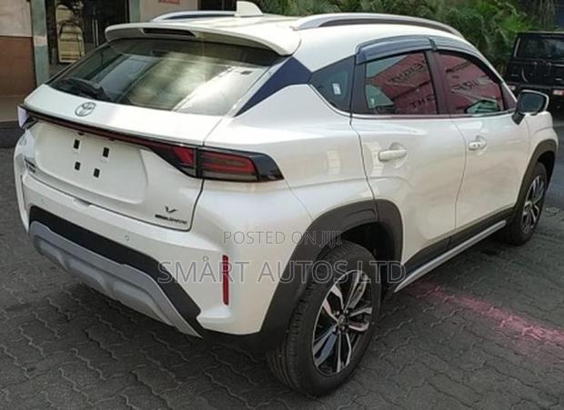 Toyota Urban Cruiser 2024 Off white