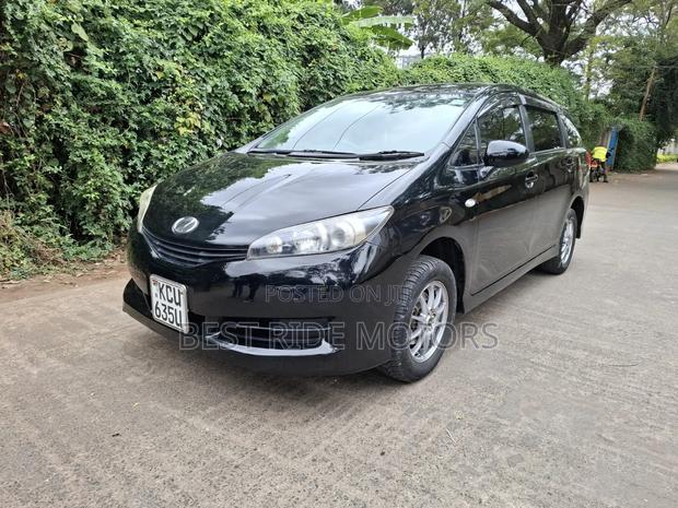 Toyota Wish 2012 Black