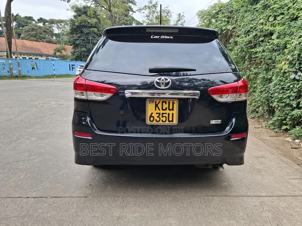 Toyota Wish 2012 Black